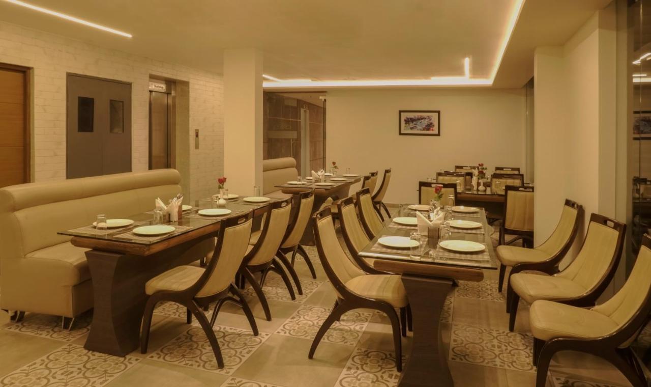 Florida Airport Hotel Kochi Недумбассери Экстерьер фото